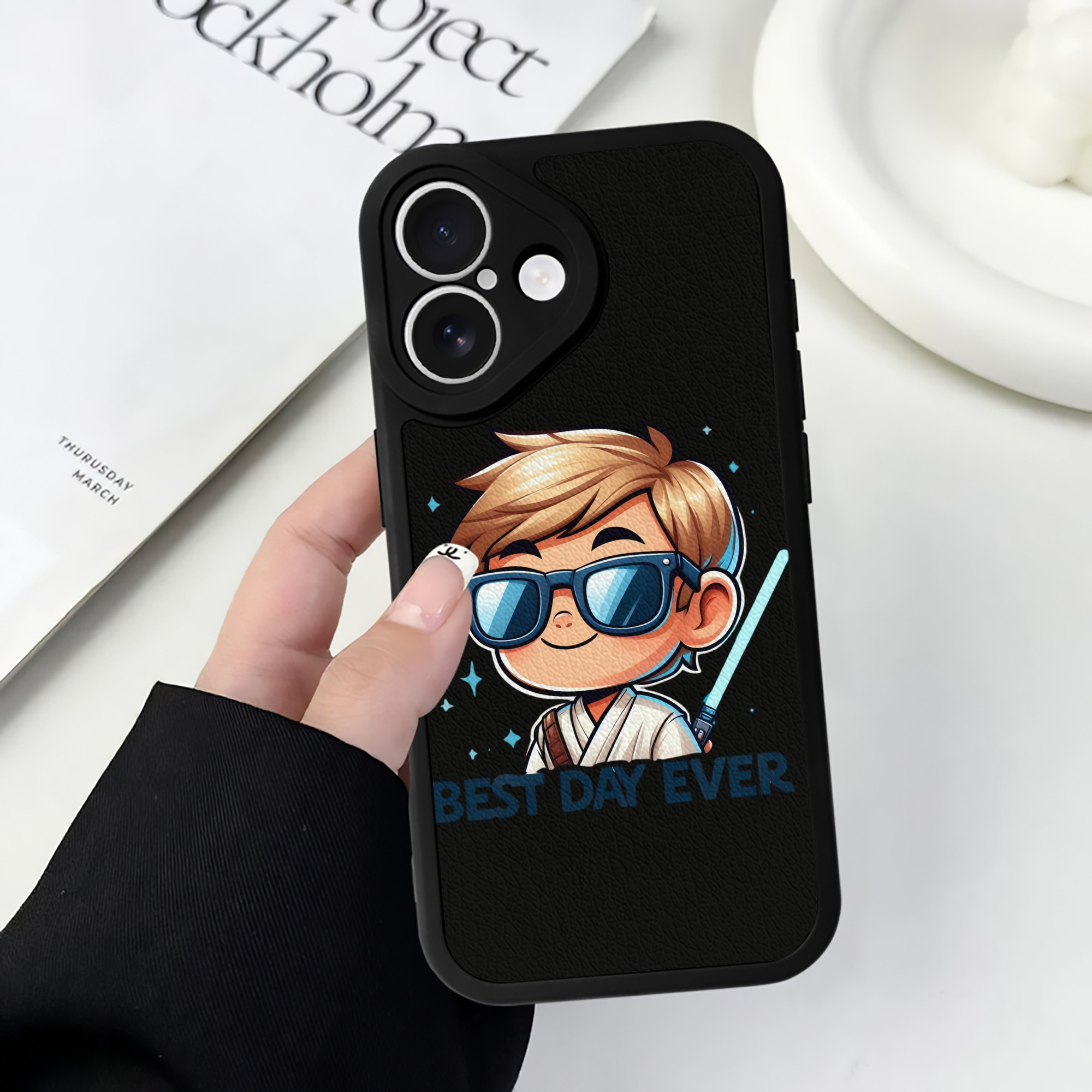 （画像用） スター・ウォーズ Star Wars 【iPhone 16シリーズ対応】シリコンスマホケース（レザー調） 材質：シリコン